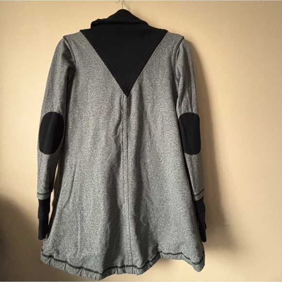 Lululemon Sz 6 Gratitude Wrap Static Charcoal Purple Lining - Picture 3 of 14